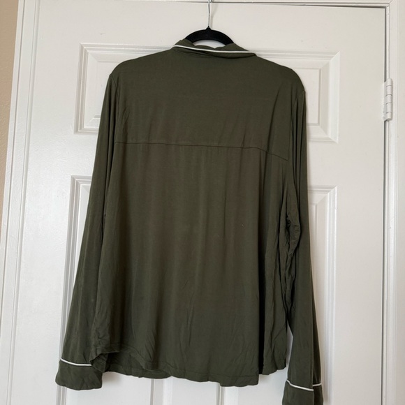 Cozy Earth Pajama Set in Green Size XL - Picture 5 of 16